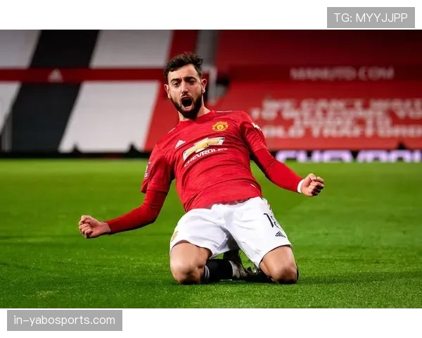 曼联马奎尔停赛防线重组，年轻中卫约罗临危受命担重任